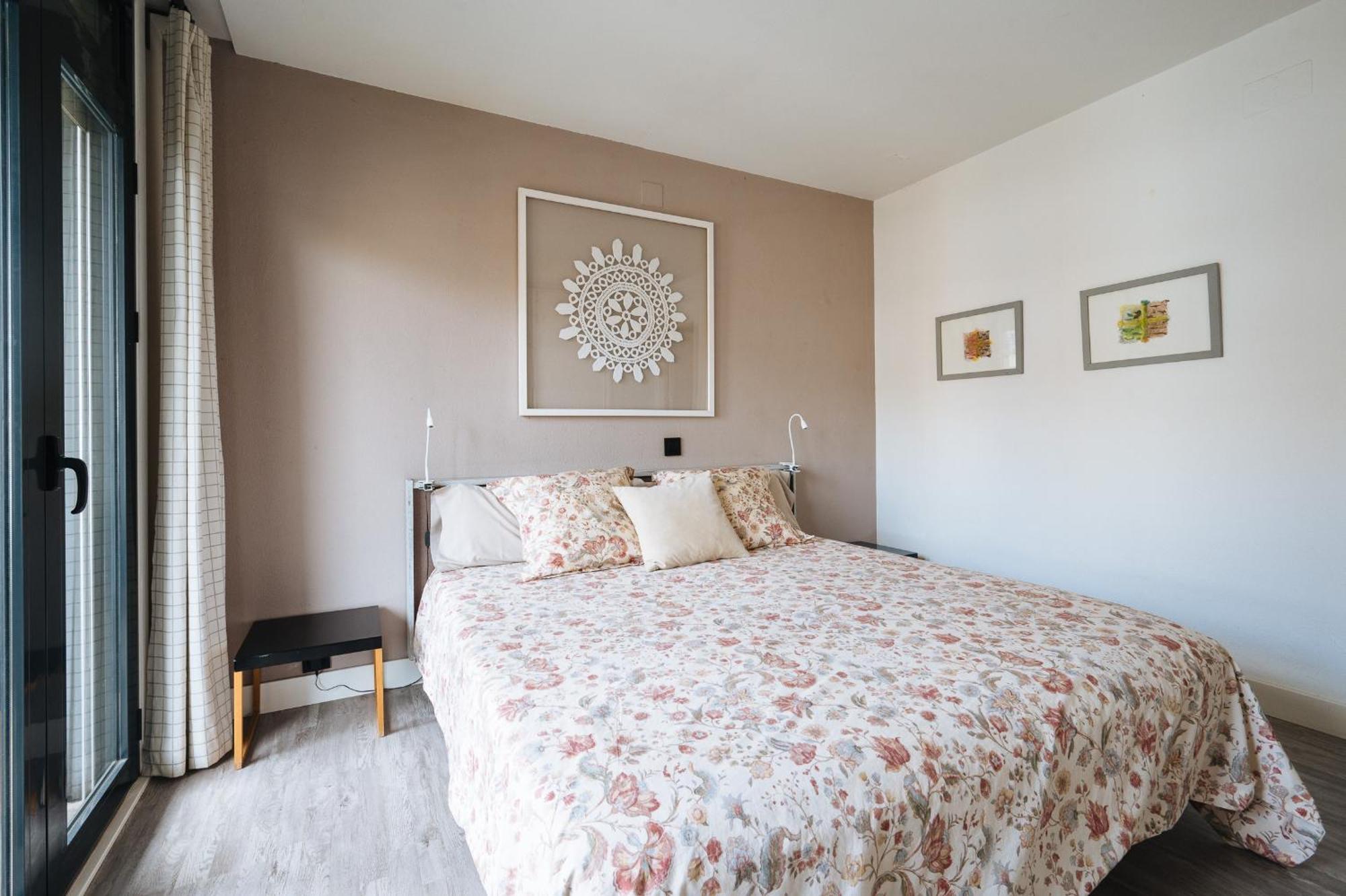Imagen Parasol Seville Ngoại thất bức ảnh